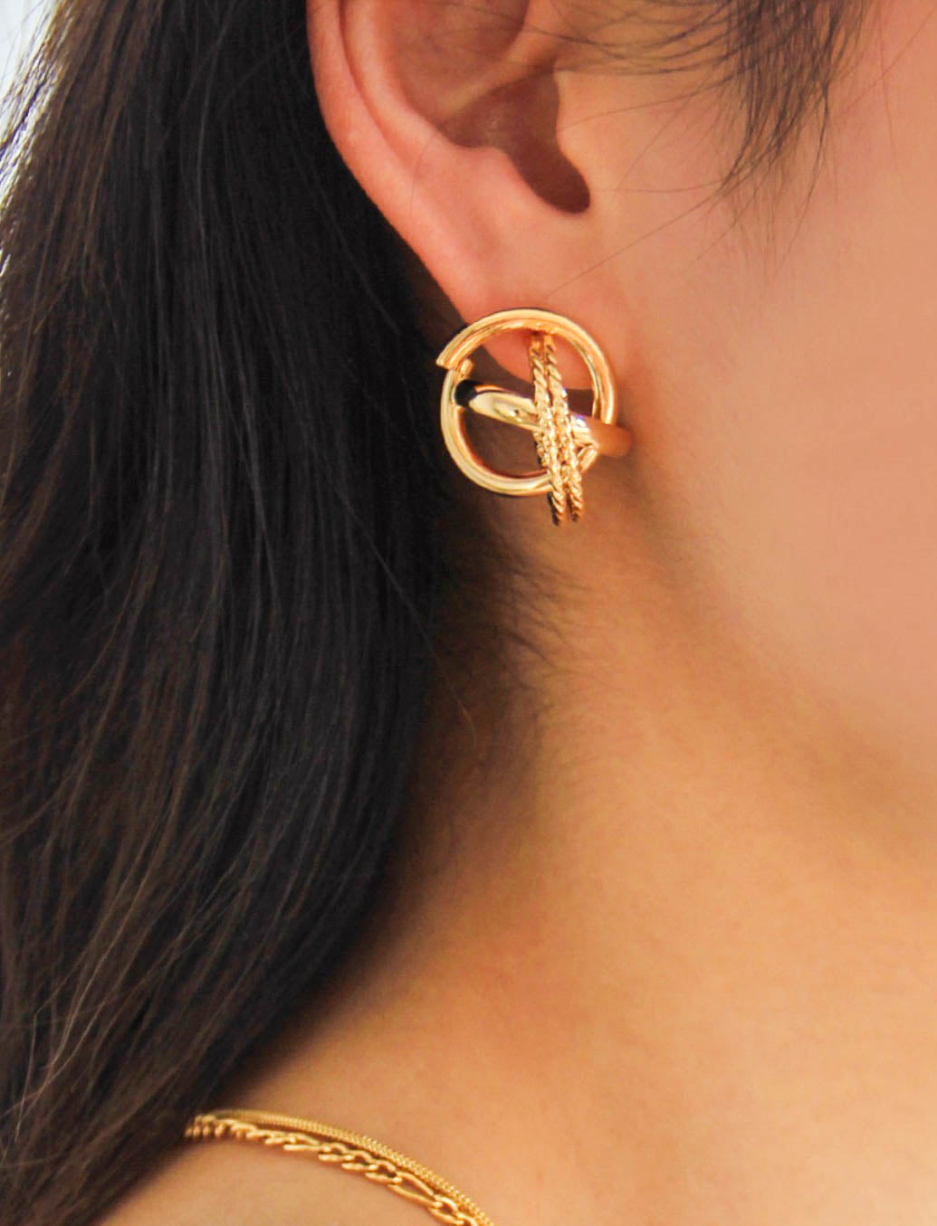 Gold 3D Geometric Links Stud Earrings