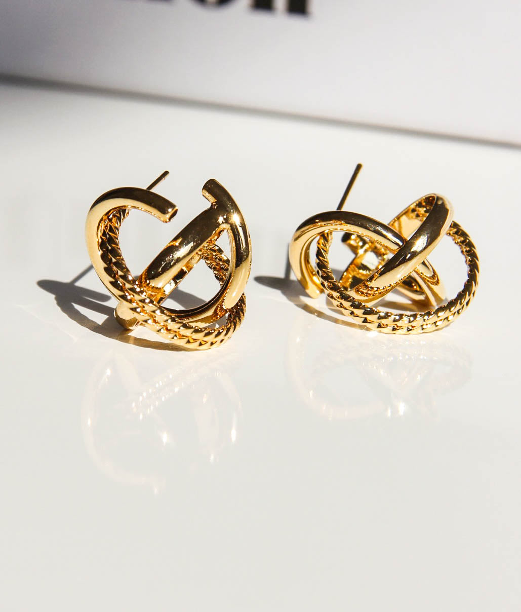 Gold 3D Geometric Links Stud Earrings