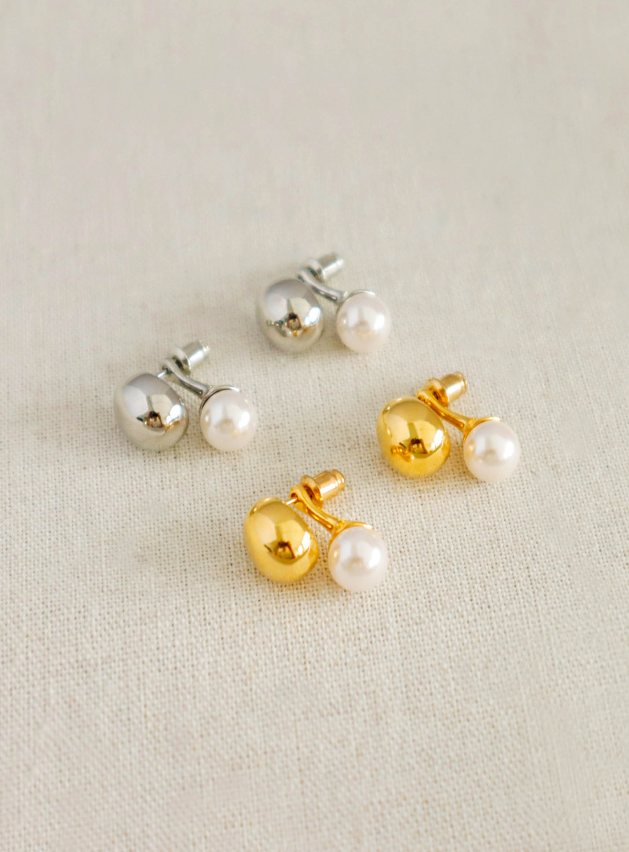 Silver Swarovski Pearl Oval Drop Earrings