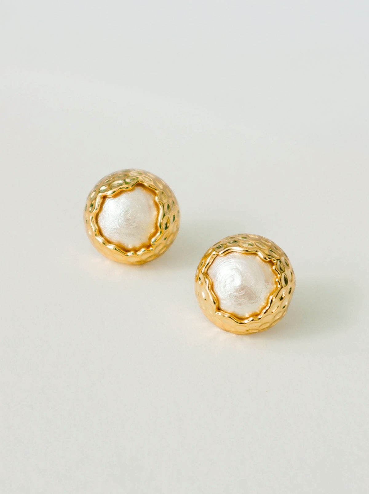 Gold Retro Faux Pearl Stud Earrings,