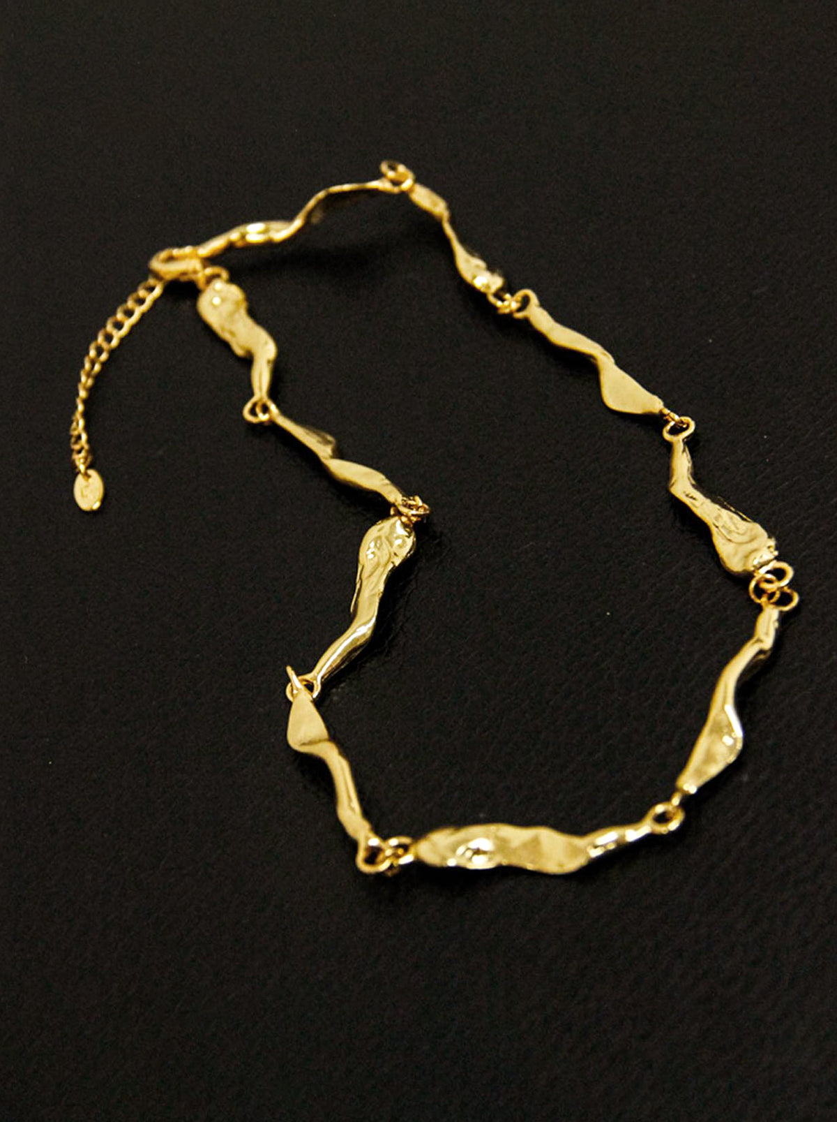 Gold Irregular Chain Choker Necklace