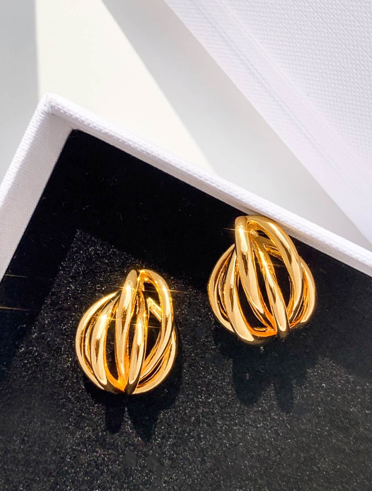 Gold Geometric Twisted Link Drop Earrings