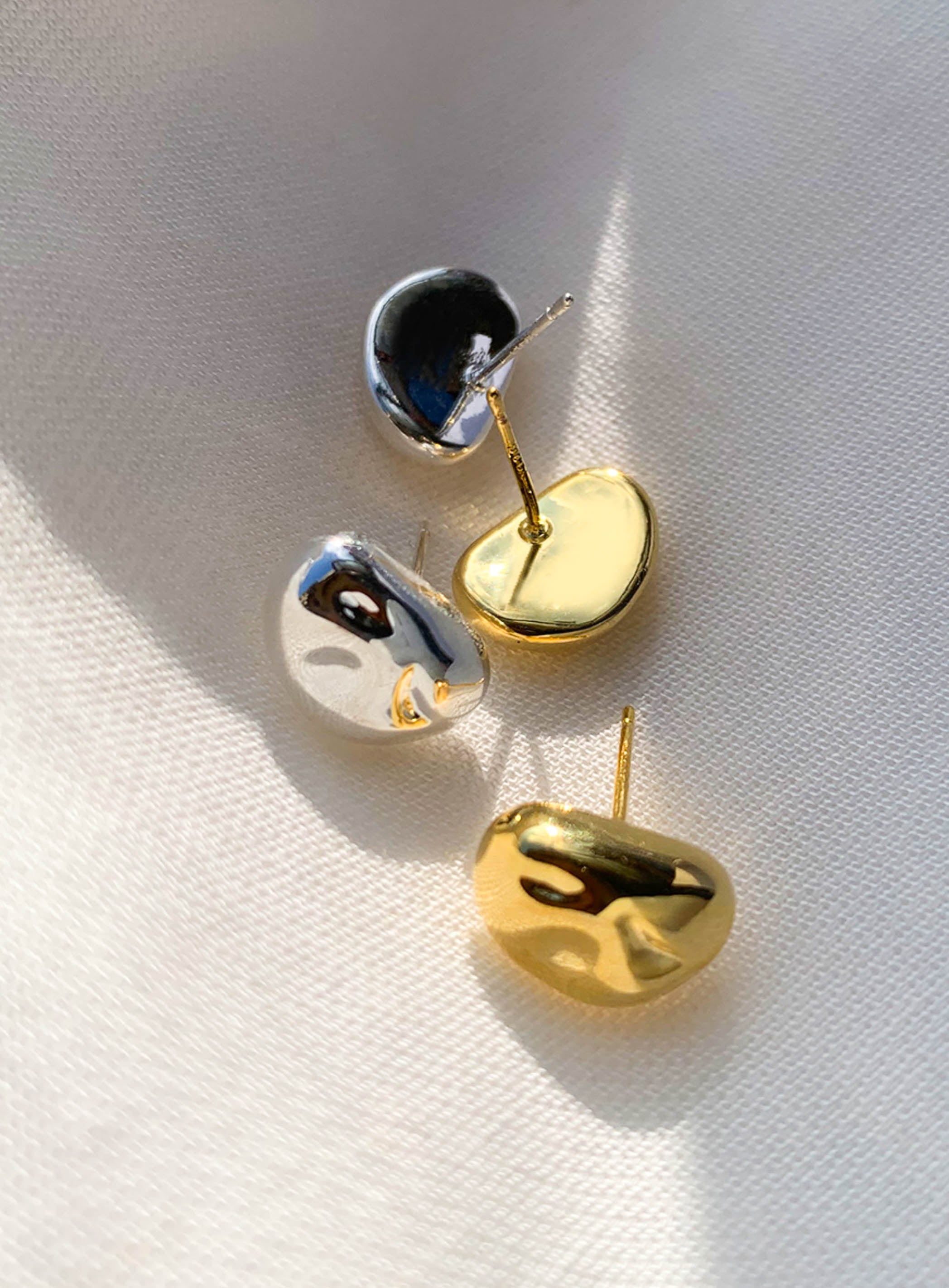 Silver  Oval-shaped Beans Stud Earrings