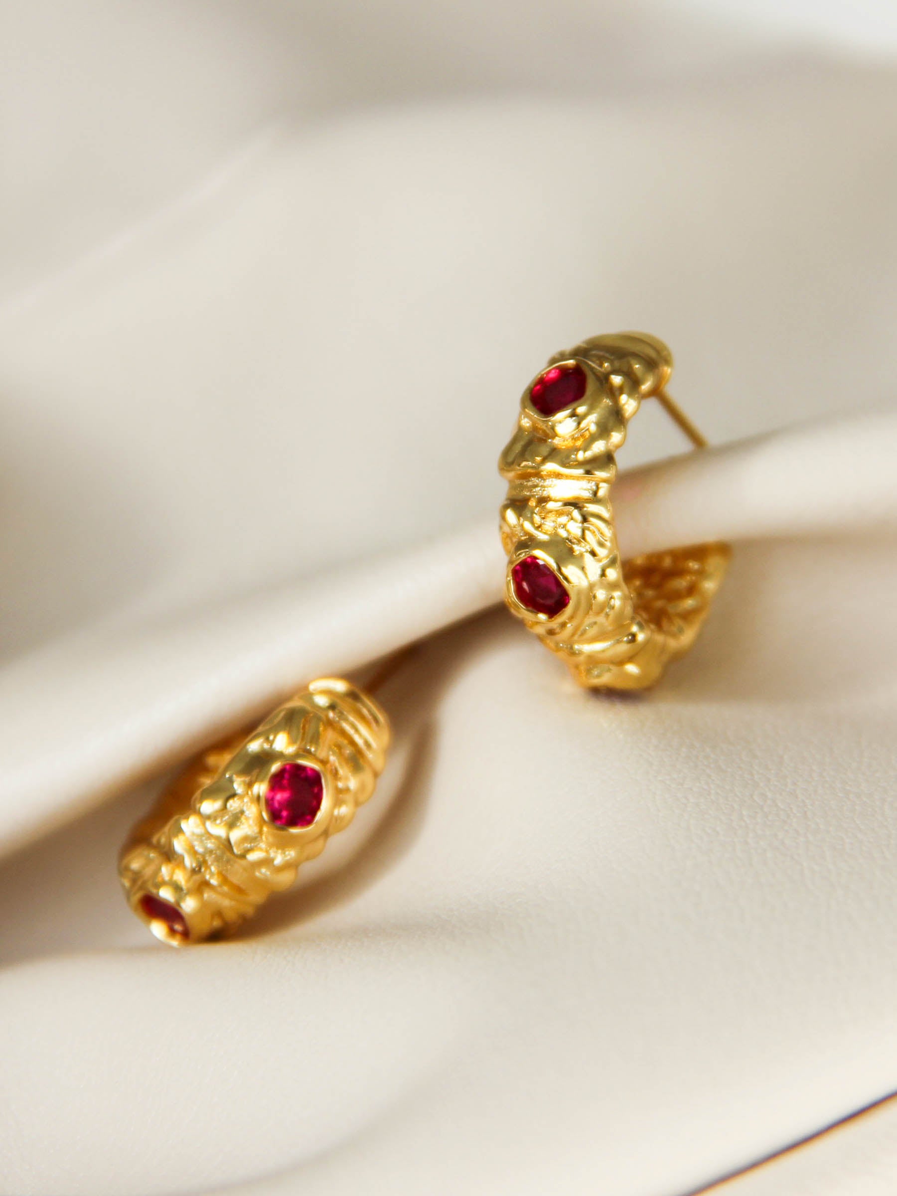 Gold Vintage Textured Red Rhinestones Hoop Earrings