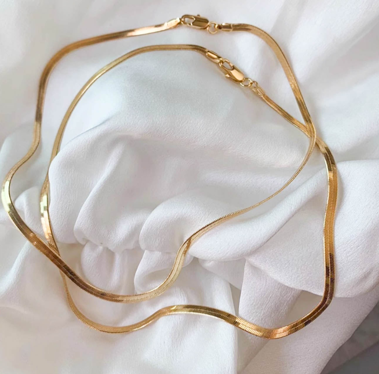 Gold Snake Chain Choker Necklace