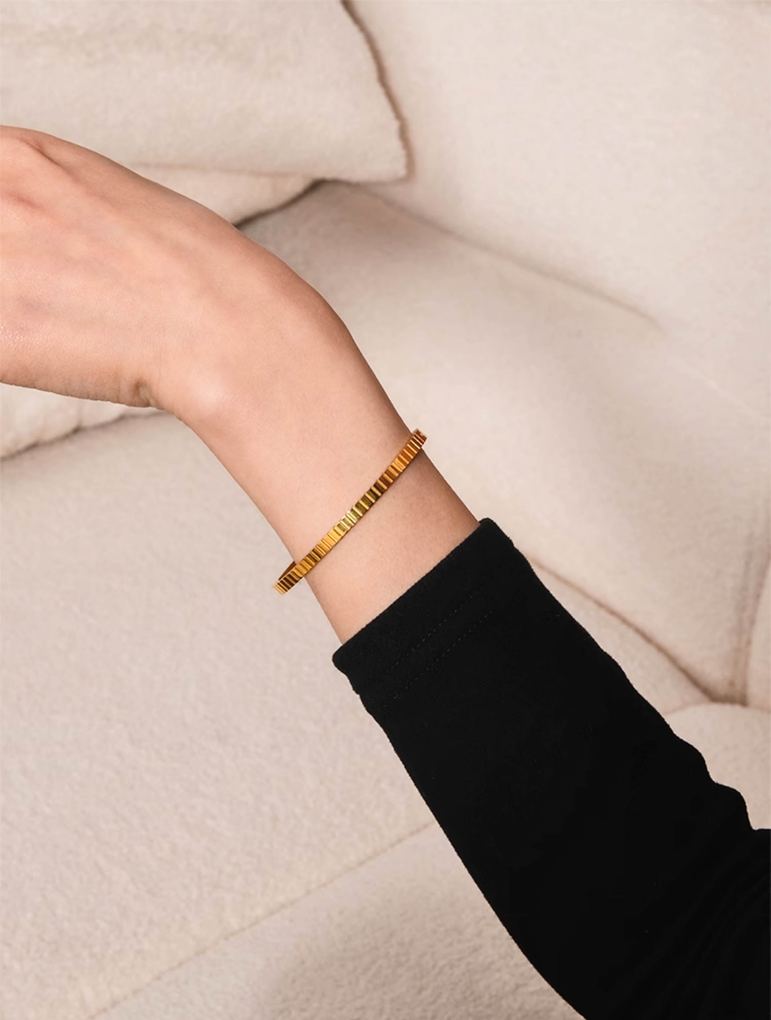 Gold Minimalistic Striped Cuff Bracelet